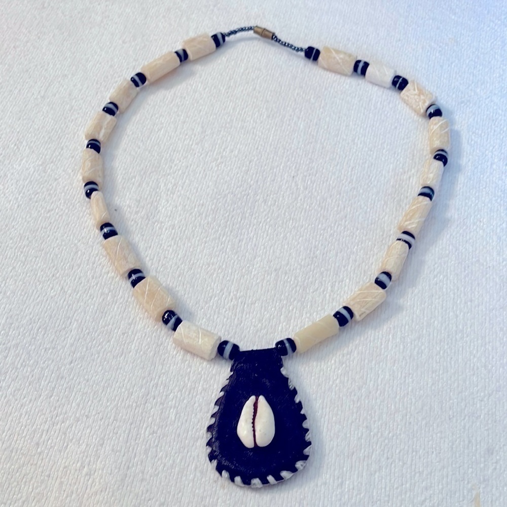 Boho leather natural shell teardrop pendant beach nautical necklace